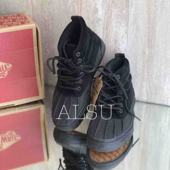 NWT SK8-HI Del Plato MTE Black Kid’s AUTHENTIC - Picture 6 of 8